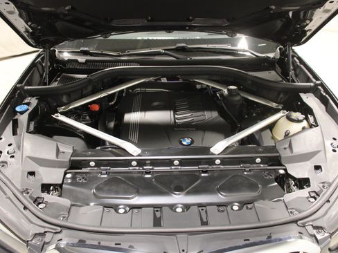 Used 2023 BMW X5 xDrive40i w/ Premium Package image 28