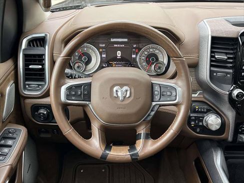 Used 2022 RAM 1500 Limited AWD/4WD image 17