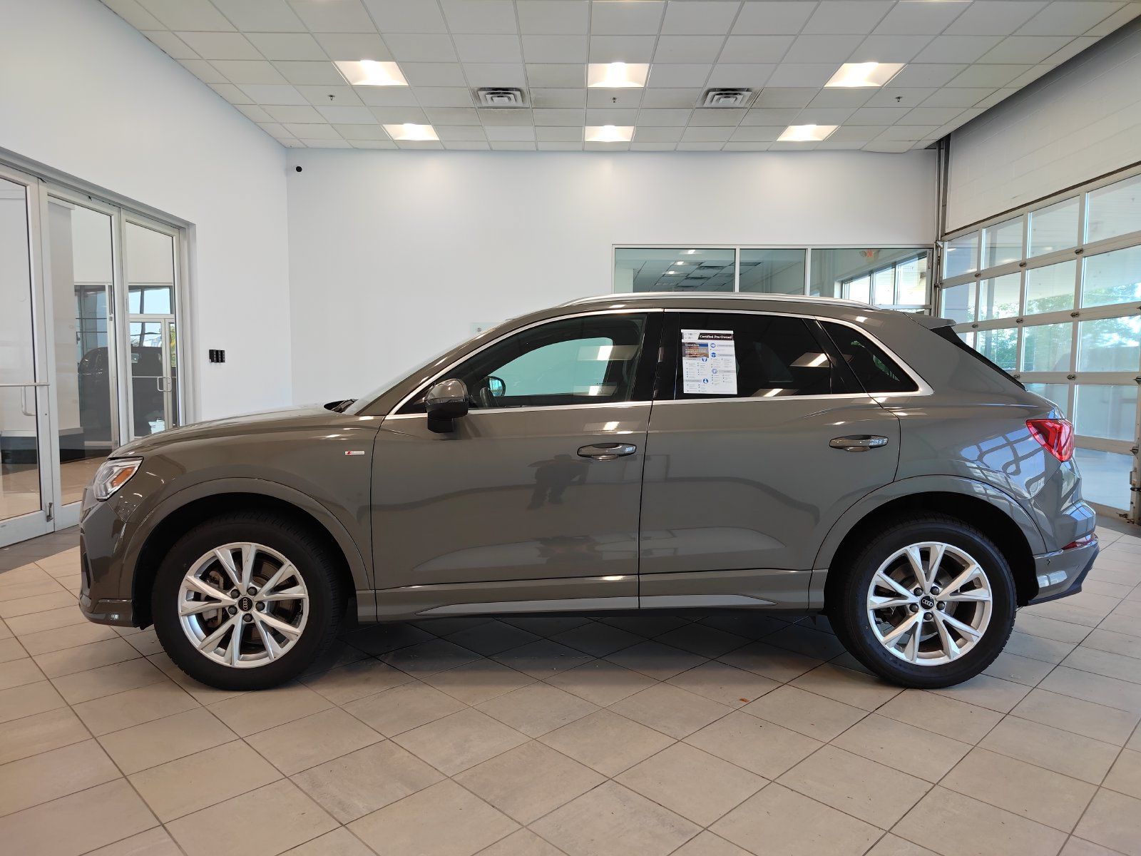 Used 2024 Audi Q3 2.0T Premium AWD/4WD image 6