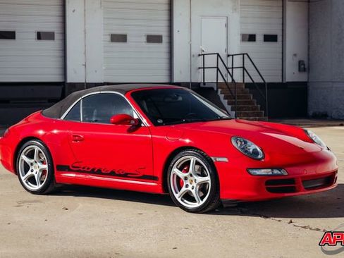 Used 2005 Porsche 911 Carrera S image 31