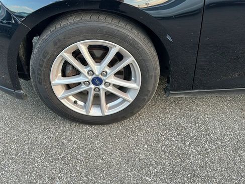 Used 2017 Ford Focus SE image 18