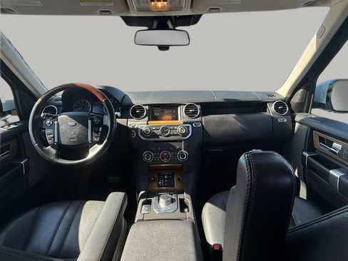 Used 2016 Land Rover LR4 HSE image 24