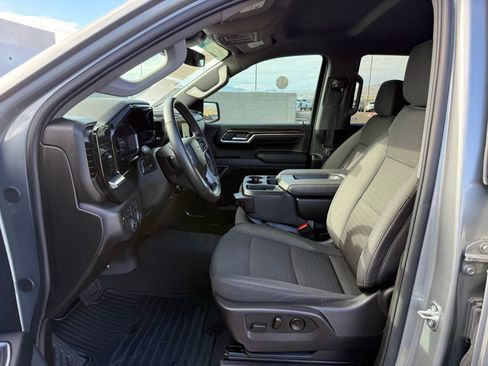 Certified 2025 Chevrolet Silverado 1500 LT image 12