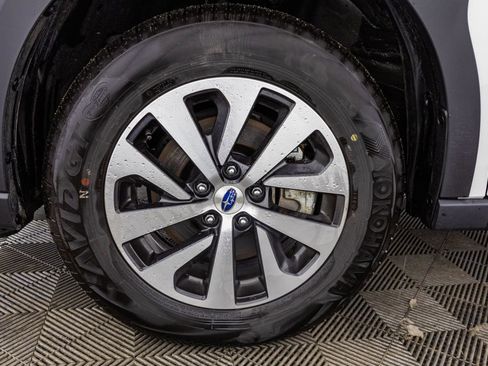 Used 2025 Subaru Outback Premium image 47