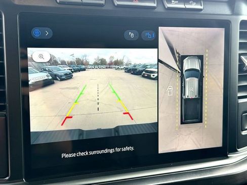 Certified 2023 Ford F250 Lariat w/ Chrome Package image 21