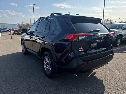 Used 2025 Toyota RAV4 XLE w/ Convenience Package image 5