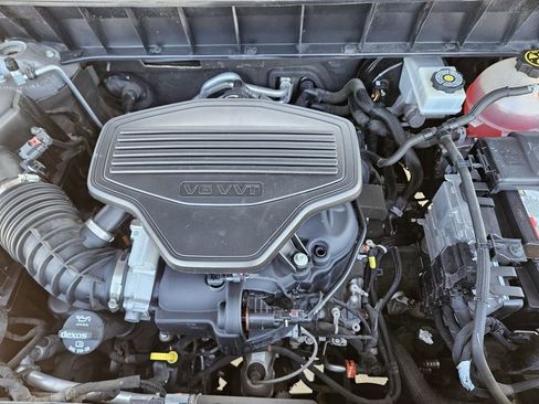 Used 2019 GMC Acadia Denali w/ Technology Package image 39