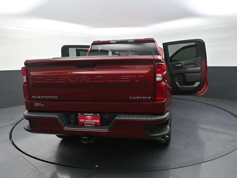 Used 2020 Chevrolet Silverado 1500 Custom w/ Custom Value Package AWD/4WD image 46