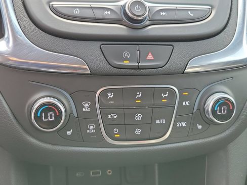 Certified 2023 Chevrolet Equinox LT AWD/4WD image 26