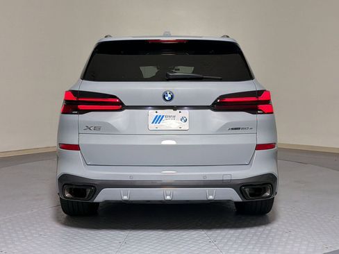 Certified 2025 BMW X5 M60i AWD/4WD image 10