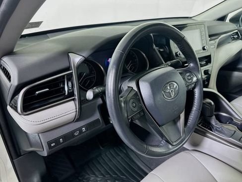 Used 2021 Toyota Camry SE w/ Convenience Package AWD/4WD image 12