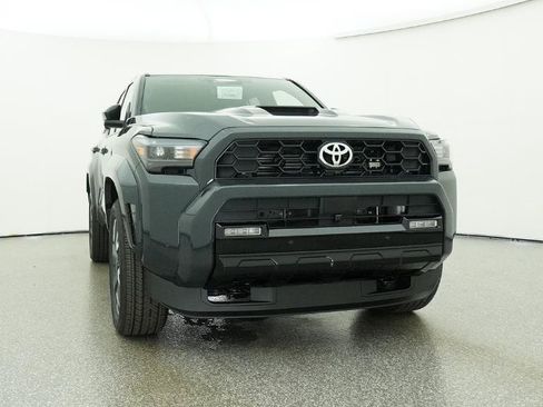 New 2026 Toyota 4Runner 4WD image 24