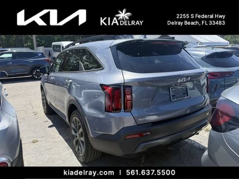 Certified 2023 Kia Sorento X-Line EX AWD/4WD image 3