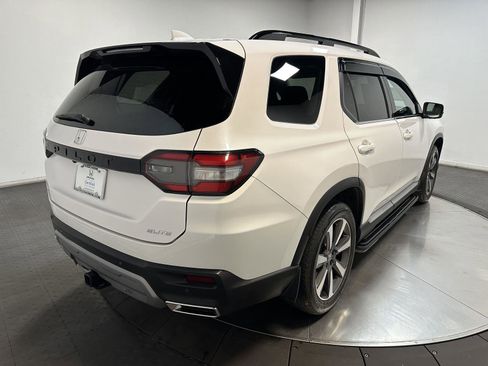 Certified 2024 Honda Pilot Elite image 13