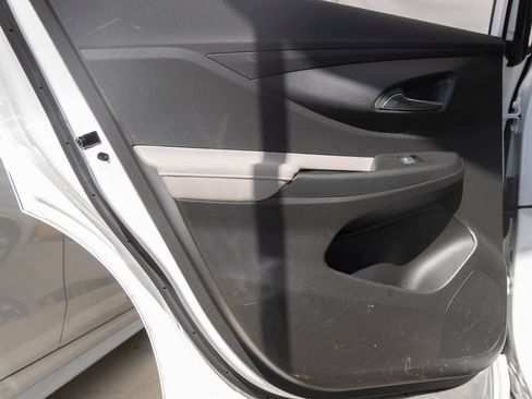 Used 2025 Buick Envista Avenir FWD image 18