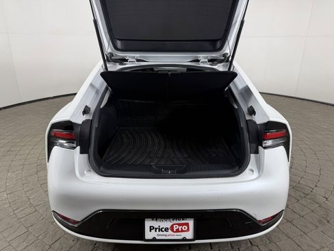 Used 2024 Toyota Prius XLE image 7