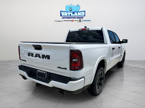 New 2026 RAM 1500 Big Horn AWD/4WD image 5