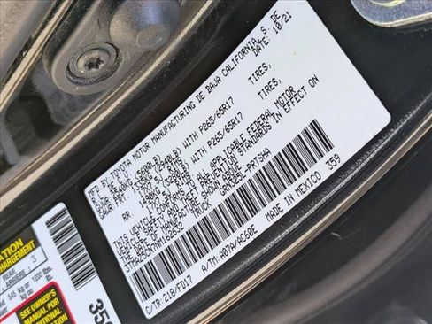Used 2022 Toyota Tacoma TRD Sport w/ Technology Package RWD image 22