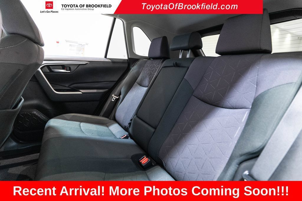 Certified 2023 Toyota RAV4 XLE AWD/4WD image 27