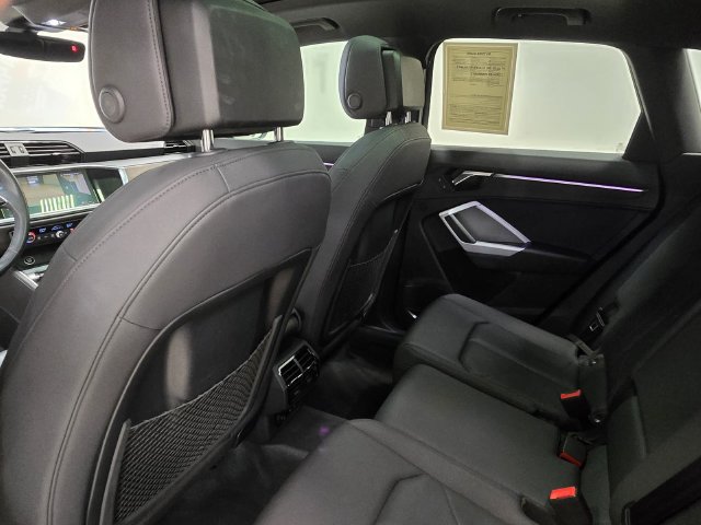 Used 2021 Audi Q3 2.0T Premium Plus w/ Premium Plus Package AWD/4WD image 25