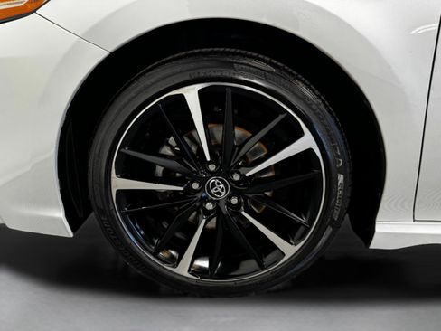 Used 2020 Toyota Camry XSE image 48