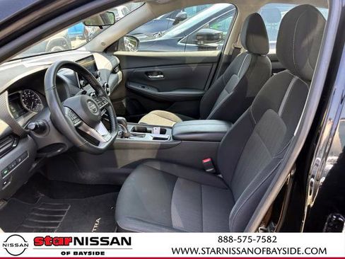Certified 2022 Nissan Sentra SV w/ Trunk Package image 10