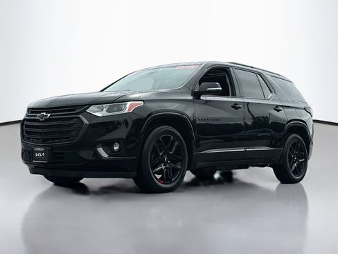 Used 2020 Chevrolet Traverse Premier w/ Redline Edition AWD/4WD image 14