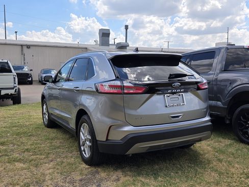 Used 2024 Ford Edge SEL w/ Convenience Package AWD/4WD image 4