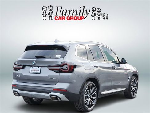Used 2024 BMW X3 sDrive30i w/ Convenience Package image 4