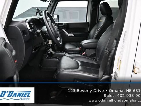 Used 2013 Jeep Wrangler Unlimited Sahara w/ Trailer Tow Group AWD/4WD image 25