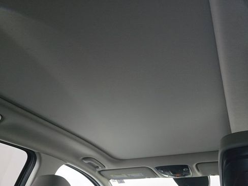 Used 2023 Kia Sportage EX w/ EX Premium Package image 26