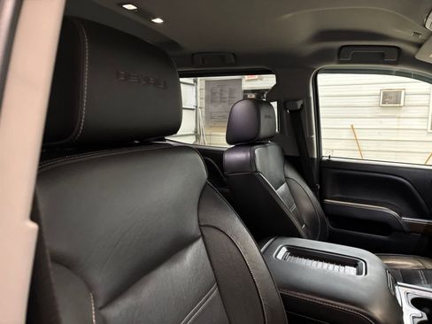 Used 2018 GMC Sierra 3500 Denali w/ Duramax Plus Package AWD/4WD image 26