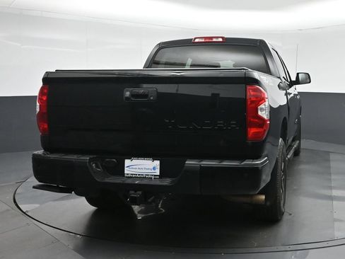 Used 2018 Toyota Tundra Limited w/ Limited Premium Package AWD/4WD image 6