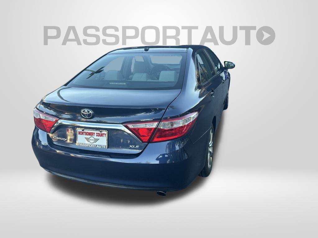 Used 2017 Toyota Camry XLE FWD image 6