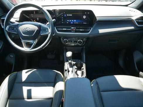 Used 2025 Chevrolet TrailBlazer ACTIV w/ Convenience Package AWD/4WD image 6