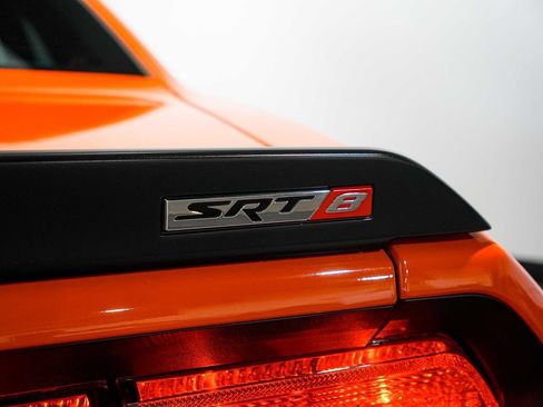 Used 2008 Dodge Challenger SRT8 RWD image 15