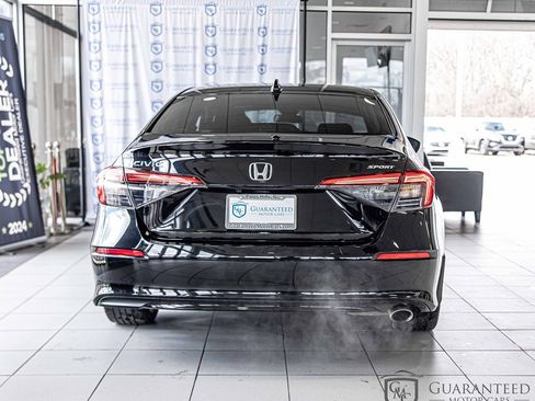 Used 2024 Honda Civic Sport image 13