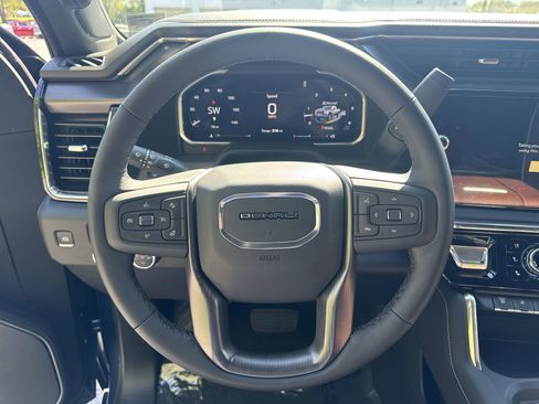 New 2026 GMC Sierra 2500 Denali Ultimate AWD/4WD image 11