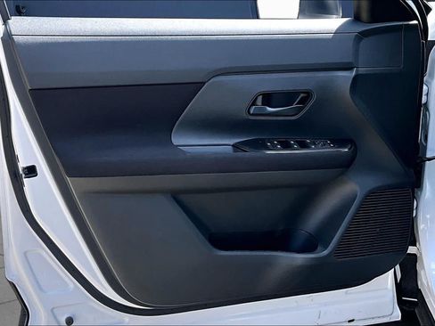 Certified 2026 Nissan Kicks S FWD image 21