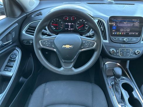 Used 2023 Chevrolet Malibu LT image 15