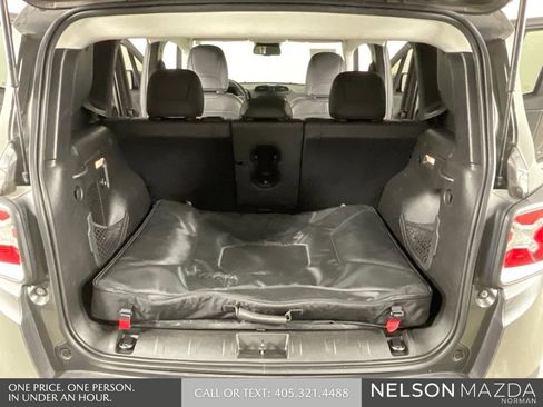 Used 2016 Jeep Renegade Limited FWD image 13