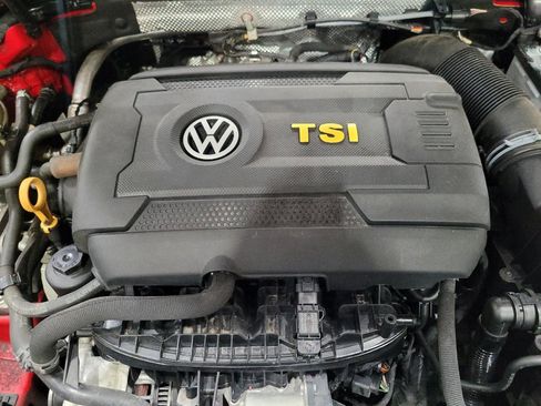 Used 2017 Volkswagen Golf S AWD/4WD image 30