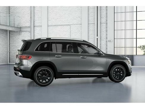 New 2026 Mercedes-Benz GLB 35 AMG 4MATIC image 19