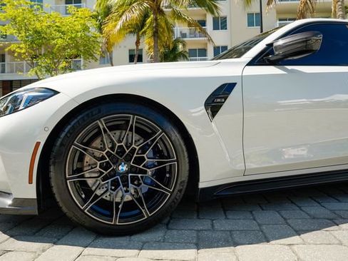 Used 2026 BMW M3 w/ Executive Package RWD image 12