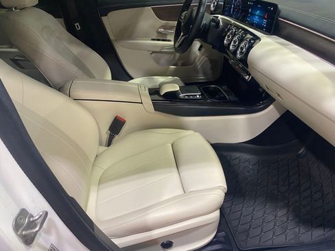 Used 2023 Mercedes-Benz CLA 250 CLA 250 image 24