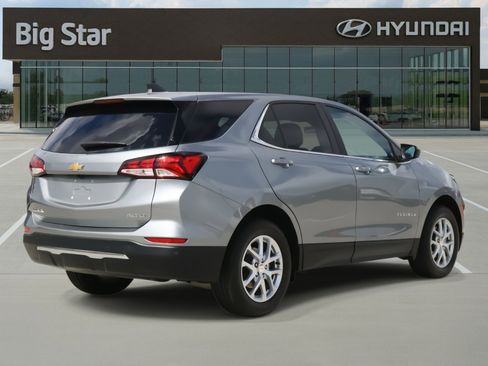 Used 2024 Chevrolet Equinox LT image 4