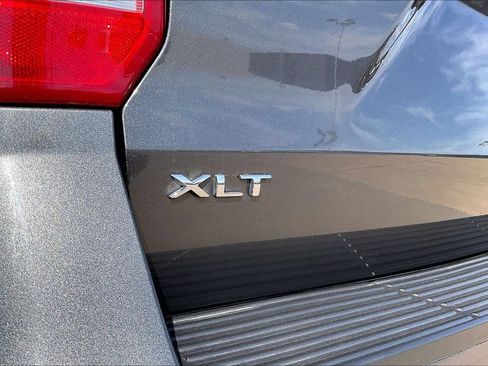Used 2021 Ford Expedition Max XLT AWD/4WD image 8