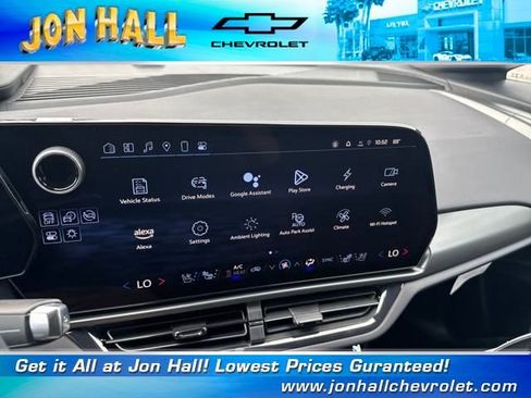 New 2025 Chevrolet Equinox EV RS image 27