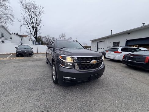 Used 2016 Chevrolet Suburban LT image 62