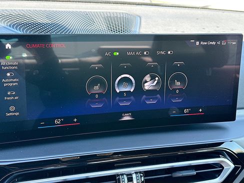 Used 2023 BMW 230i Coupe w/ Convenience Package image 16